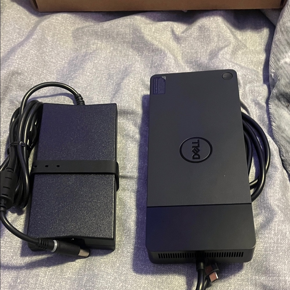 Dell Black Docking Station with Adapter